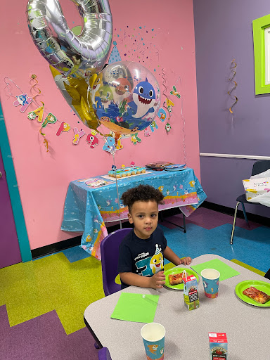 Preschool «Romp n Roll», reviews and photos