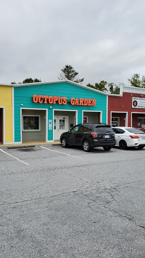 Tobacco Shop «The Octopus Garden Smoke Shop», reviews and photos, 2000 Spartanburg Hwy, Hendersonville, NC 28792, USA