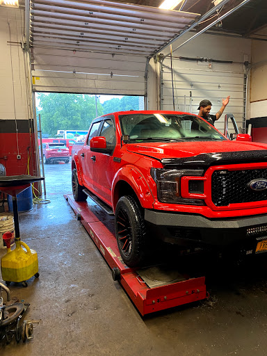 Auto Repair Shop «First Class Alignment & Repair», reviews and photos, 35 Dolson Ave, Middletown, NY 10940, USA