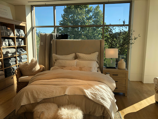 Furniture Store «Pottery Barn», reviews and photos, 800 Stanford Shopping Center, Palo Alto, CA 94304, USA