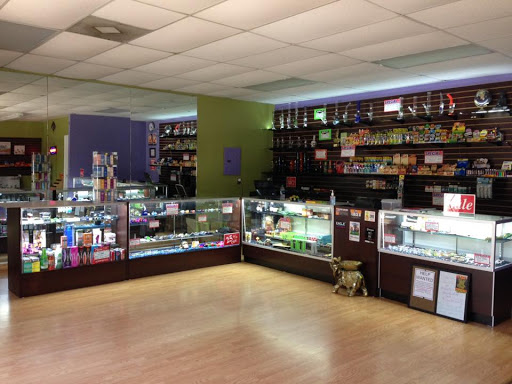 Tobacco Shop «Houston Smoke Shop and Novelties», reviews and photos, 8403 Almeda Rd c, Houston, TX 77054, USA