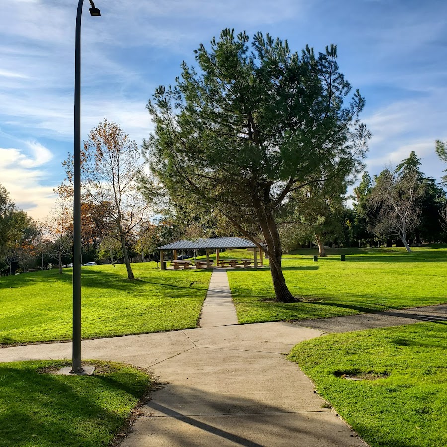 Veterans Memorial Community Regional Park