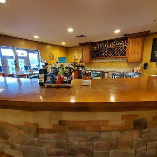 Winery «Paper Moon Vineyards», reviews and photos, 2008 State Rd, Vermilion, OH 44089, USA