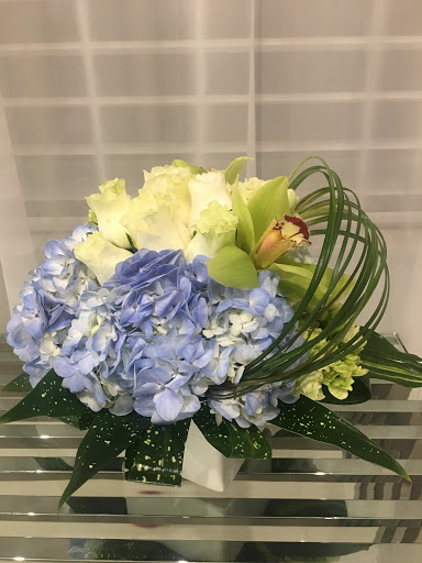 Florist «Abbott Florist», reviews and photos, 1008 71st St, Miami Beach, FL 33141, USA