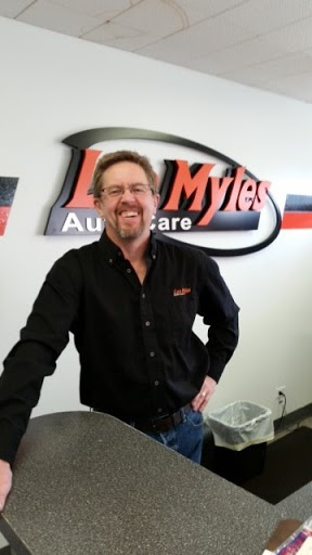 Auto Repair Shop «Lee Myles Transmission & AutoCare - Lakewood», reviews and photos, 11901 W Cedar Dr, Lakewood, CO 80228, USA