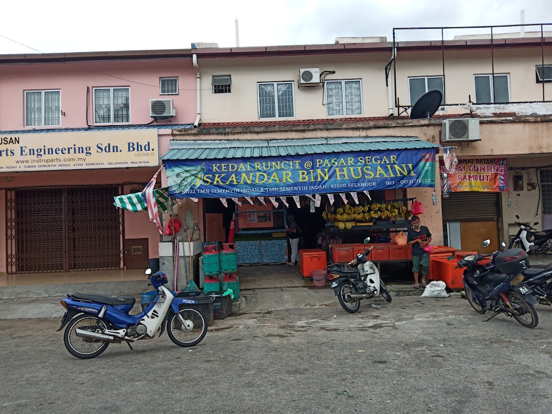 Kedai Runcit & Pasar Segar Iskandar Bin Husaini