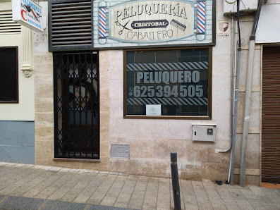 Cristóbal Peluqueria Caballero C. Carrera, 42, 13240 La Solana, Ciudad Real, España