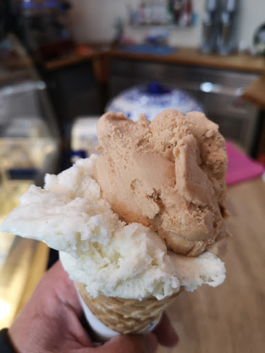 Vanilli's Artisan Ice Cream