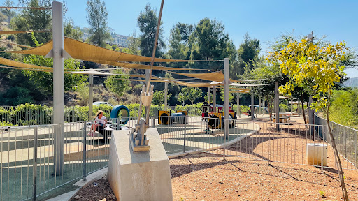 Cedars Park - playground and suspension bridges