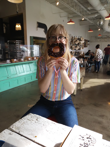 Donut Shop «The Dancing Donut», reviews and photos, 1134 E 54th St G, Indianapolis, IN 46220, USA