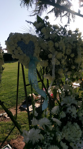 Florist «Kiku Floral», reviews and photos, 3714 N Valentine Ave, Fresno, CA 93722, USA