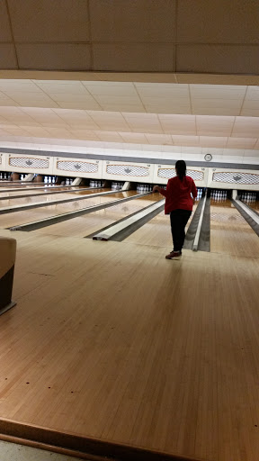 Bowling Alley «Seventy-Seven Colonial Lanes», reviews and photos, 5445 Whipple Ave NW, North Canton, OH 44720, USA