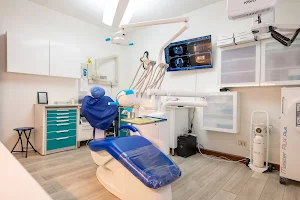 Studio Dentistico Dr. Steffan Alvise | Estetica del sorriso image