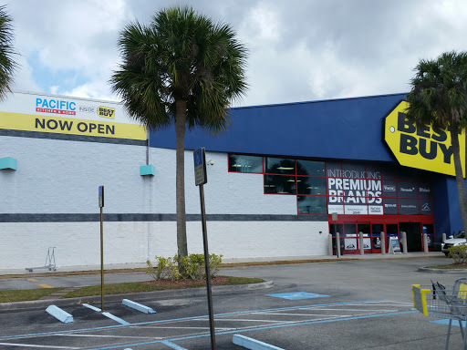 Electronics Store «Best Buy», reviews and photos, 20540 N State Rd 7, Boca Raton, FL 33498, USA