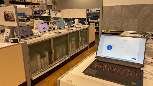 Electronics Store «Best Buy», reviews and photos, 100 Hawley Ln, Trumbull, CT 06611, USA