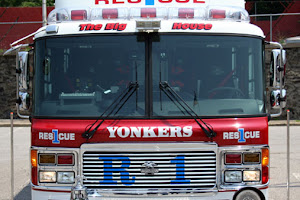 Yonkers FD HQ Ladder 71/Rescue 1