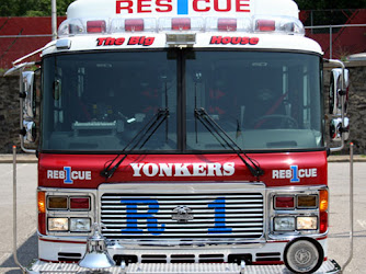 Yonkers FD HQ Ladder 71/Rescue 1
