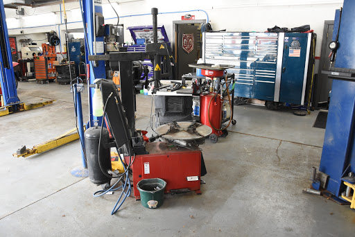 Auto Repair Shop «Madrid Service Center», reviews and photos, 245 W 2nd St, Madrid, IA 50156, USA