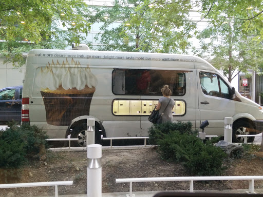 Coffee Shop «Dollop Coffee Co.», reviews and photos, 345 E Ohio St, Chicago, IL 60611, USA