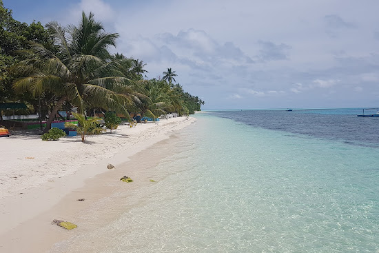 Dhangethi Beach