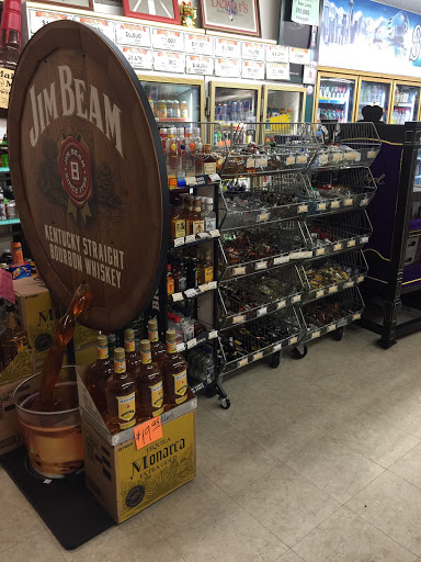 Liquor Store «Super Lucky Liquor And Wine», reviews and photos, 19105 Bothell Way NE, Bothell, WA 98011, USA