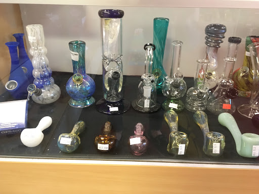 Tobacco Shop «Low Bob Discount Tobacco», reviews and photos, 2395 Conner St, Noblesville, IN 46060, USA