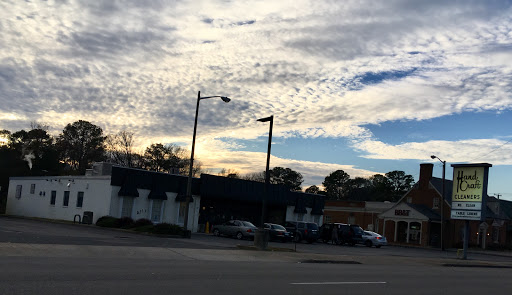 Dry Cleaner «HandCraft Dry Cleaners», reviews and photos, 5705 Patterson Ave, Richmond, VA 23226, USA
