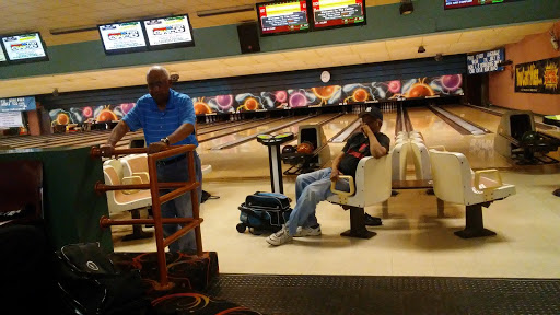 Bowling Alley «Burr Oak Bowl», reviews and photos, 3030 Burr Oak Ave, Blue Island, IL 60406, USA