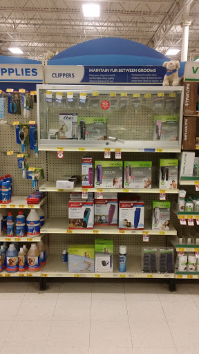 Pet Supply Store «PetSmart», reviews and photos, 250 Grossman Dr, Braintree, MA 02184, USA