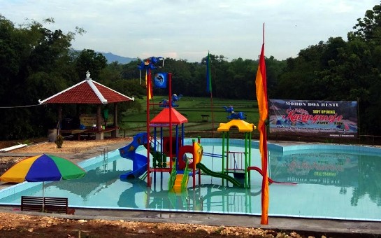 Karangmojo Waterpark