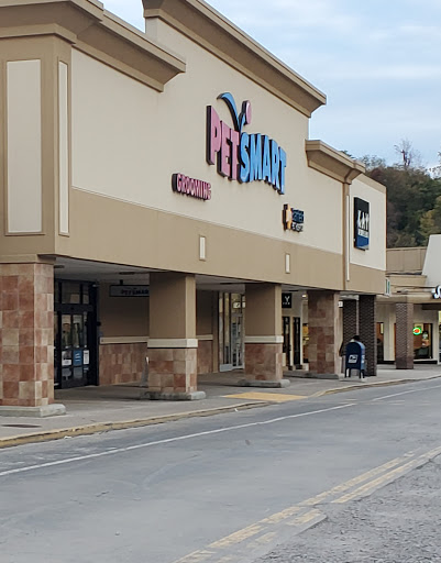 Shopping Mall «Southland Four Seasons Shopping Center», reviews and photos, 600 Clairton Blvd, Pittsburgh, PA 15236, USA