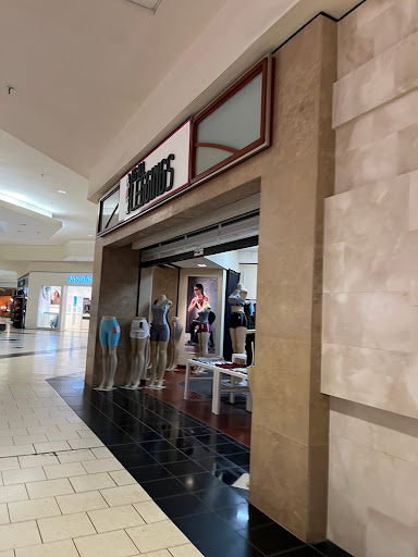 Shopping Mall «Dover Mall», reviews and photos, 1365 N Dupont Hwy, Dover, DE 19901, USA