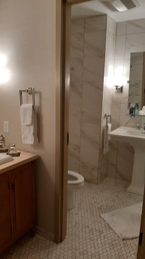 Hotel «Diamond Mills Hotel», reviews and photos, 25 S Partition St, Saugerties, NY 12477, USA