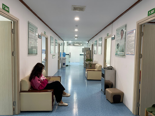 Af1qipok0ewn0uk7be 3etbnmkpe6vlfbr8fwiv3iami