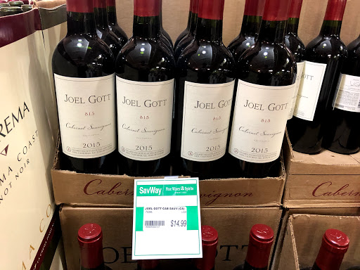 Liquor Store «Sav Way Liquors», reviews and photos, 2580 E Main St, St Charles, IL 60174, USA