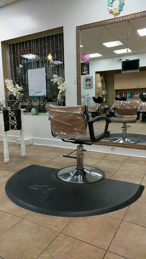 Hair Salon «L.A. Hair», reviews and photos, 209 Center St, Wallingford, CT 06492, USA