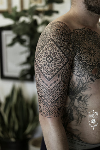 Tattoo Shop «Crown & Anchor Tattoo Parlor», reviews and photos, 626 NJ-88, Point Pleasant, NJ 08742, USA