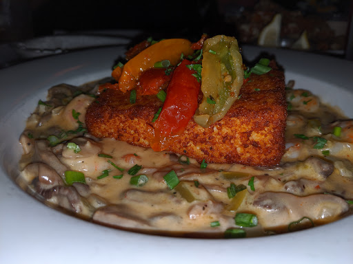 Live Music Bar «Saints & Scholars Pub and Bottle Shop», reviews and photos, 909 Spring Forest Rd, Raleigh, NC 27609, USA