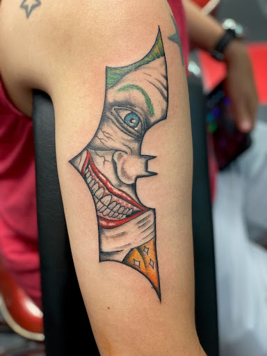 Tattoo Shop «Atomic Tattoos», reviews and photos, 9043 Ulmerton Rd, Largo, FL 33771, USA