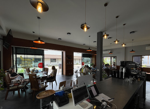 ditto coffee & eatery