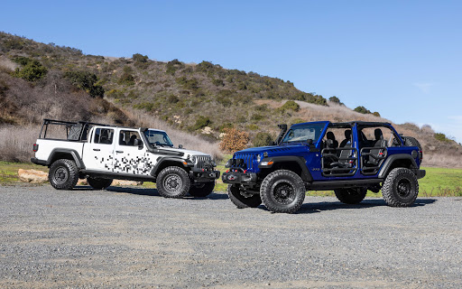 Chrysler Dealer «Tuttle Click Tustin Chrysler Dodge Jeep RAM», reviews and photos, 40 Auto Center Dr, Tustin, CA 92782, USA