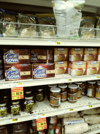 Mexican Grocery Store «El Rancho Supermarket», reviews and photos, 1212 N Beach St, Fort Worth, TX 76111, USA