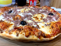 Plats et boissons du Pizzeria TRADI PIZZA VERETZ - n°7