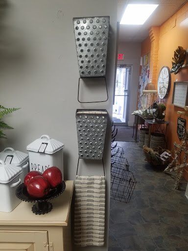 Coffee Shop «The Legendary Grind», reviews and photos, 108 S Main St, Middlebury, IN 46540, USA