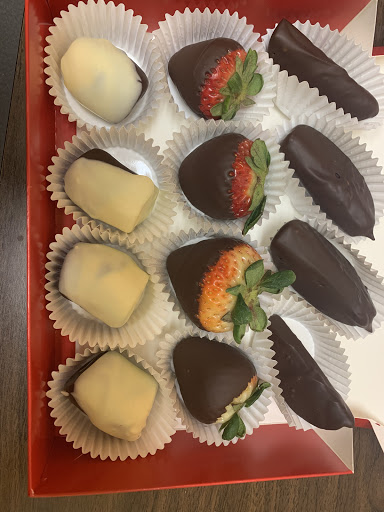 Gift Shop «Edible Arrangements», reviews and photos, 204 Main St, New Britain, CT 06051, USA