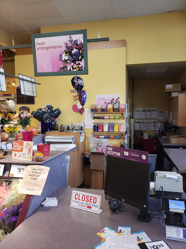 Grocery Store «Stop & Shop», reviews and photos, 625 Paterson Ave, Carlstadt, NJ 07072, USA