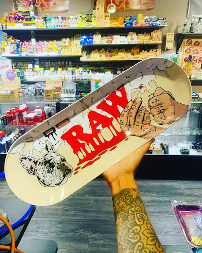 Tobacco Shop «Kush Cloud Smoke Shop», reviews and photos, 2118 W Busch Blvd, Tampa, FL 33612, USA