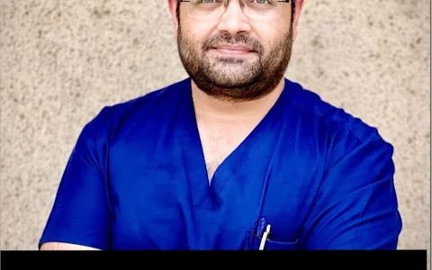 Dr. Priyank Rathod - Head and Neck Oncosurgeon, Oral Cancer Surgeon, Best Thyroid surgeon. image