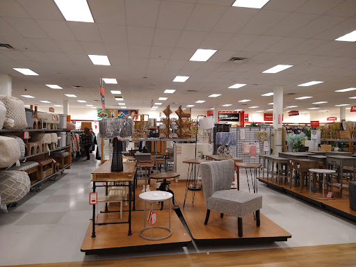 Department Store «T.J. Maxx», reviews and photos, 12387 Limonite Ave, Mira Loma, CA 91752, USA