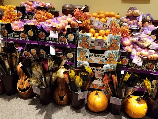 Grocery Store «Safeway», reviews and photos, 645 N San Antonio Rd, Mountain View, CA 94040, USA